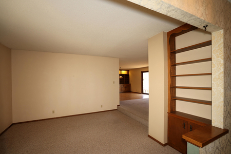 Next Photo